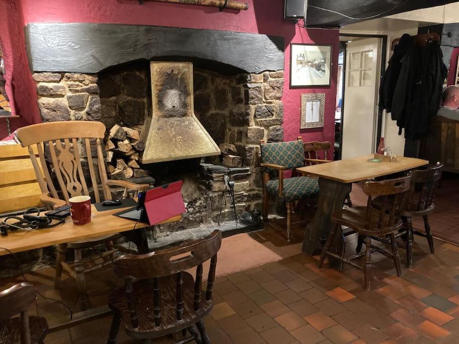 Lovely Peaceful 2 Bed Cottage Llandderfel Екстериор снимка